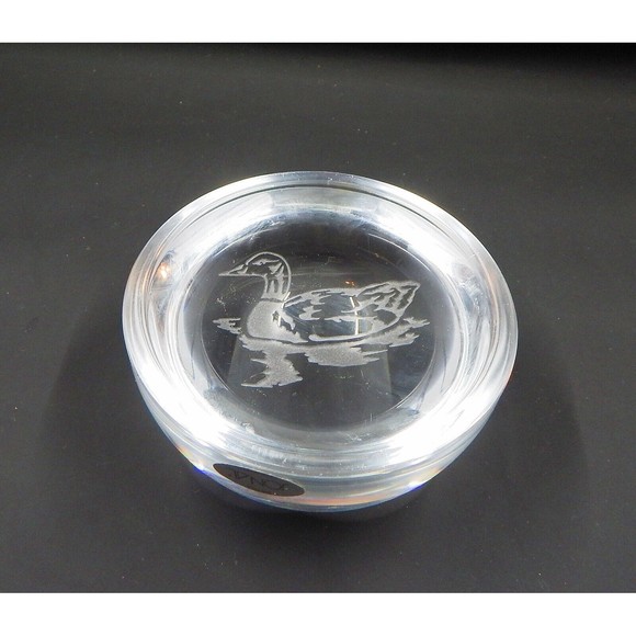 Jonel Full Lead Crystal Etched Duck Dome Magnifying Paperweight 3-1/2 Inches - Picture 6 of 10